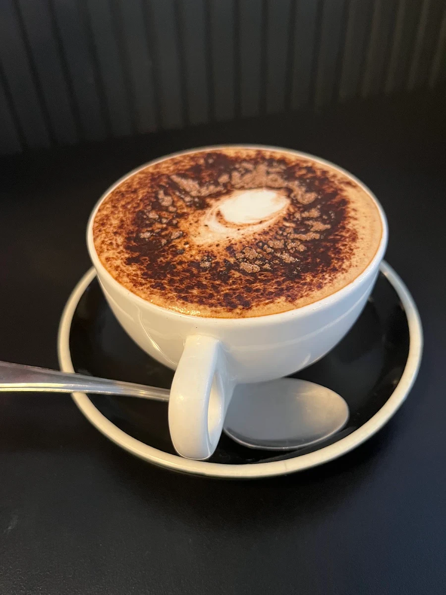 Highlights, Madlilys Cafe