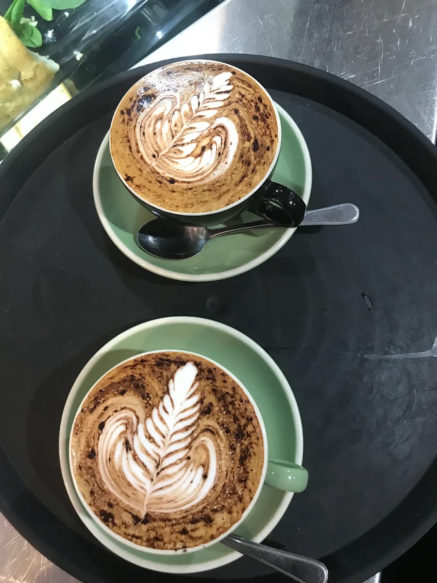 Highlights, Madlilys Cafe