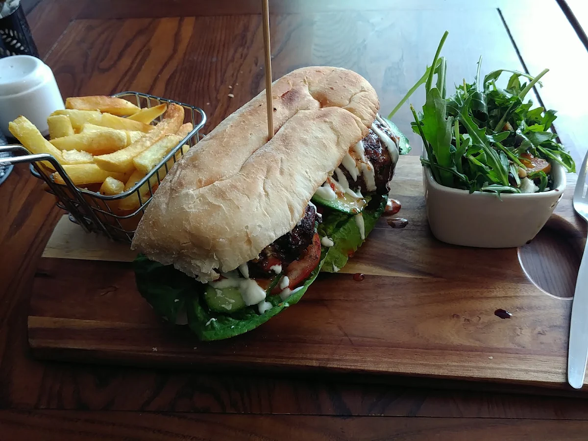 Highlights, Cafe Z