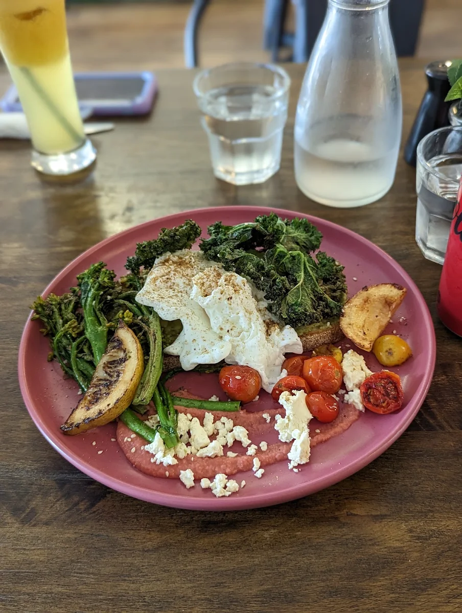 Smashed Avocado Toast, Allumer coffee & eatery