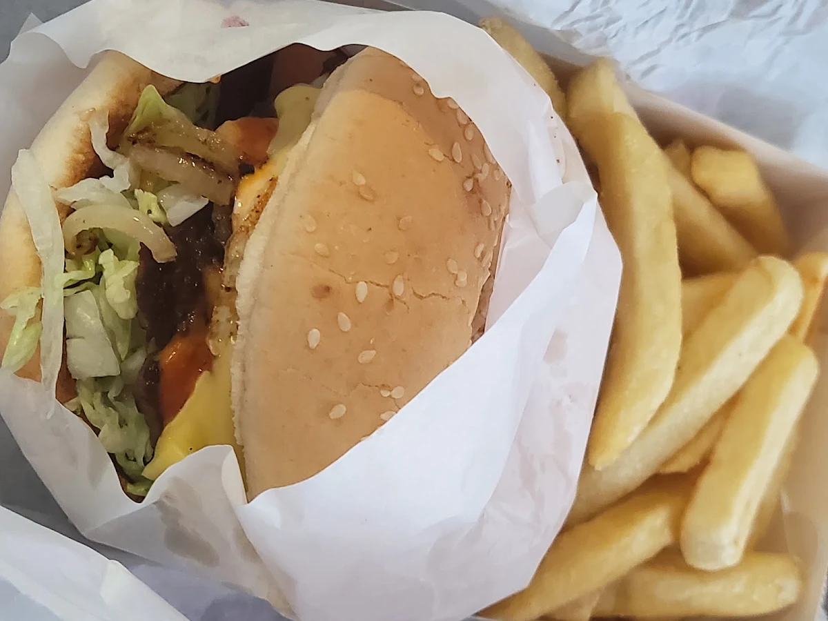 Highlights, Lakeside Seafood Takeaway