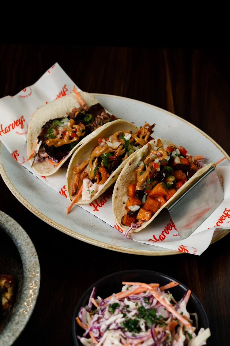 Highlights, Harvey's Sports Bar & Grill