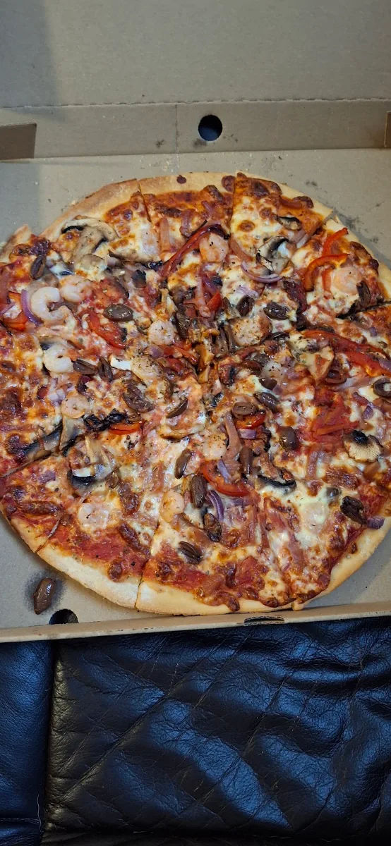 Highlights, Carlos Naples Pizza Restaurant