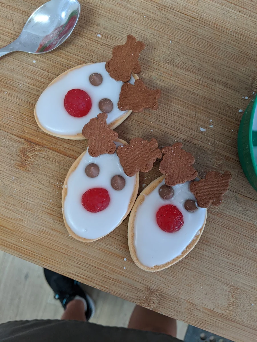 Reindeer Biscuits, Pottering Around Pottery Studio & Cafe