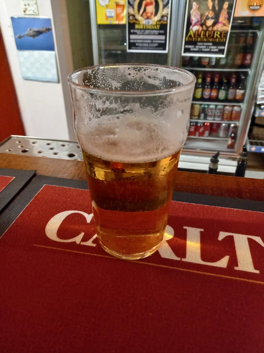 VB, Redcliffe Tavern