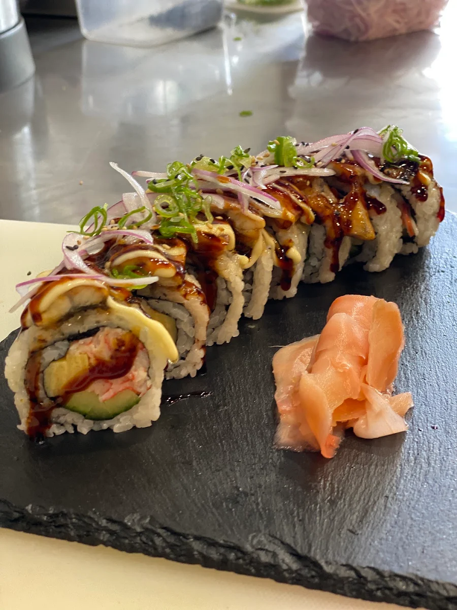 Highlights, Sushi House Express & Chicken