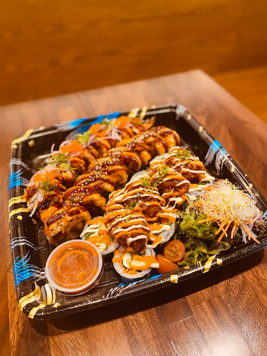 Highlights, Sushi House Express & Chicken