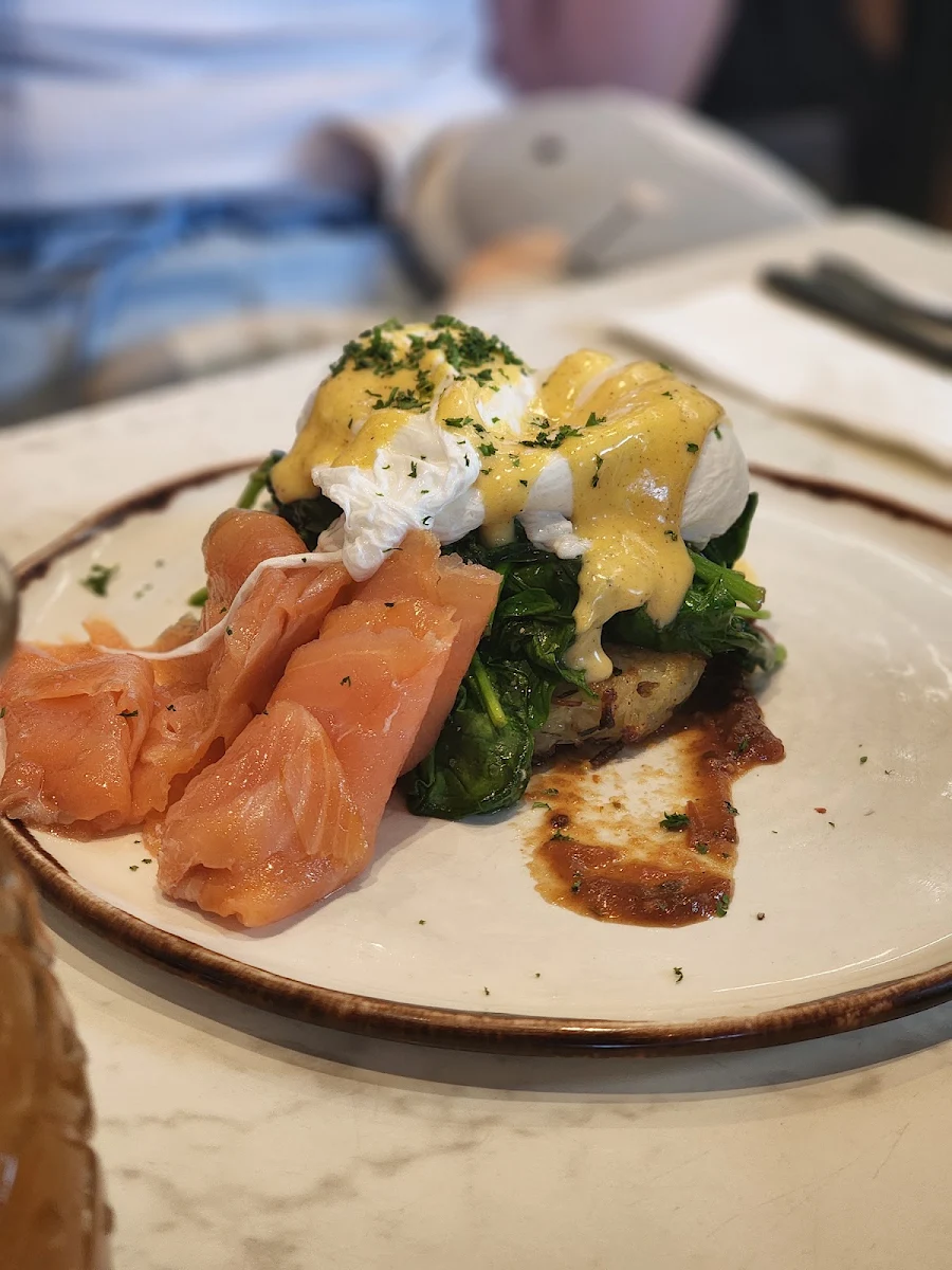 Eggs Benedict, Rise and Bake Brasserie
