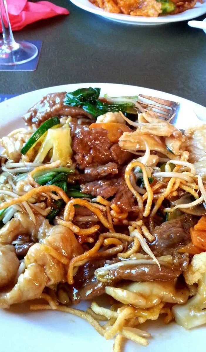 Combination Chow Mein