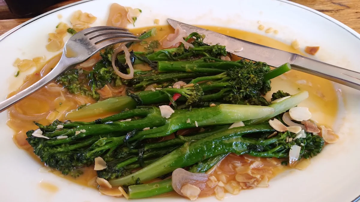Broccolini, Two Blind Mice Curtin