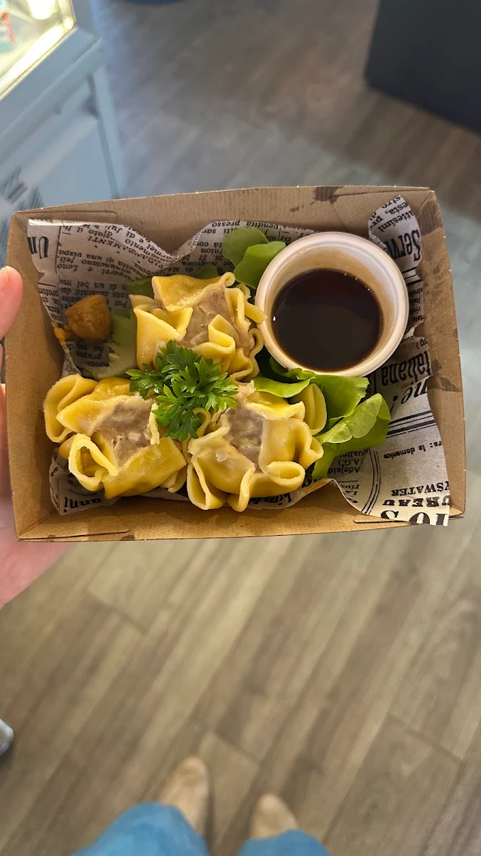 Highlights, Odori Sushi House