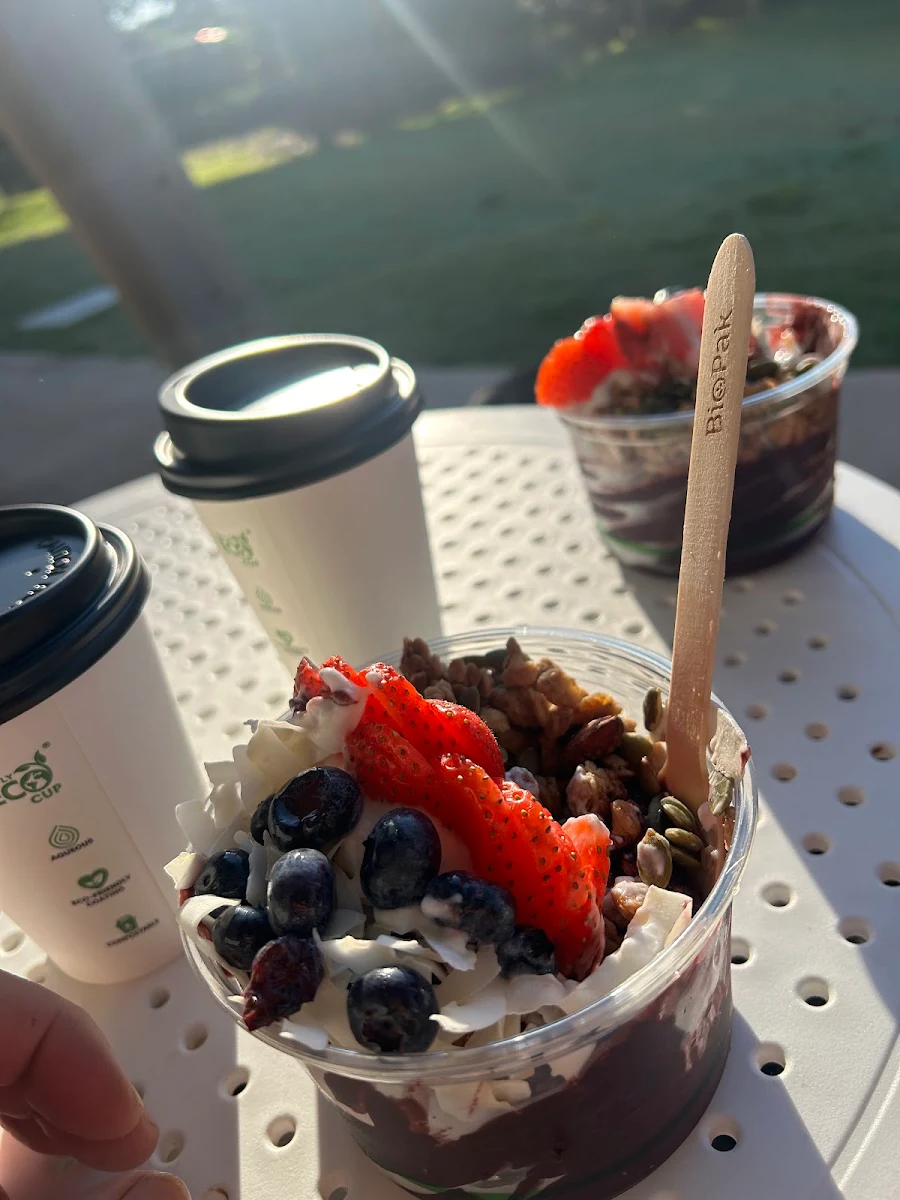 Highlights, Daze Coffee