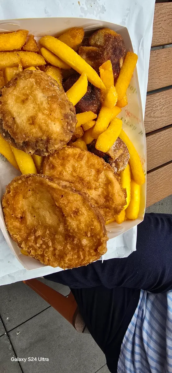 Highlights, Seafood Grill Fish & Chippery