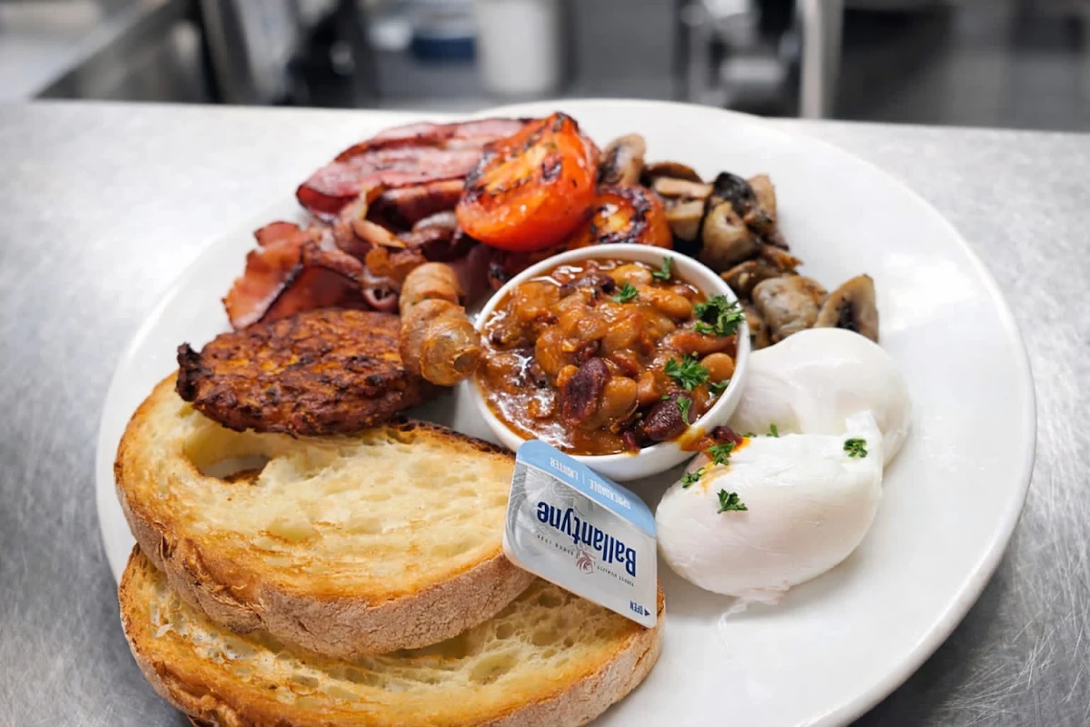 Aussie Big Breakfast