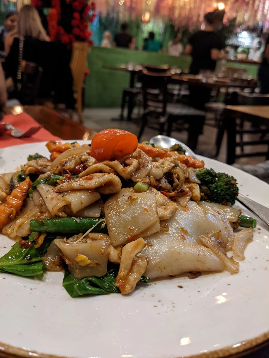Pad Khee Mao