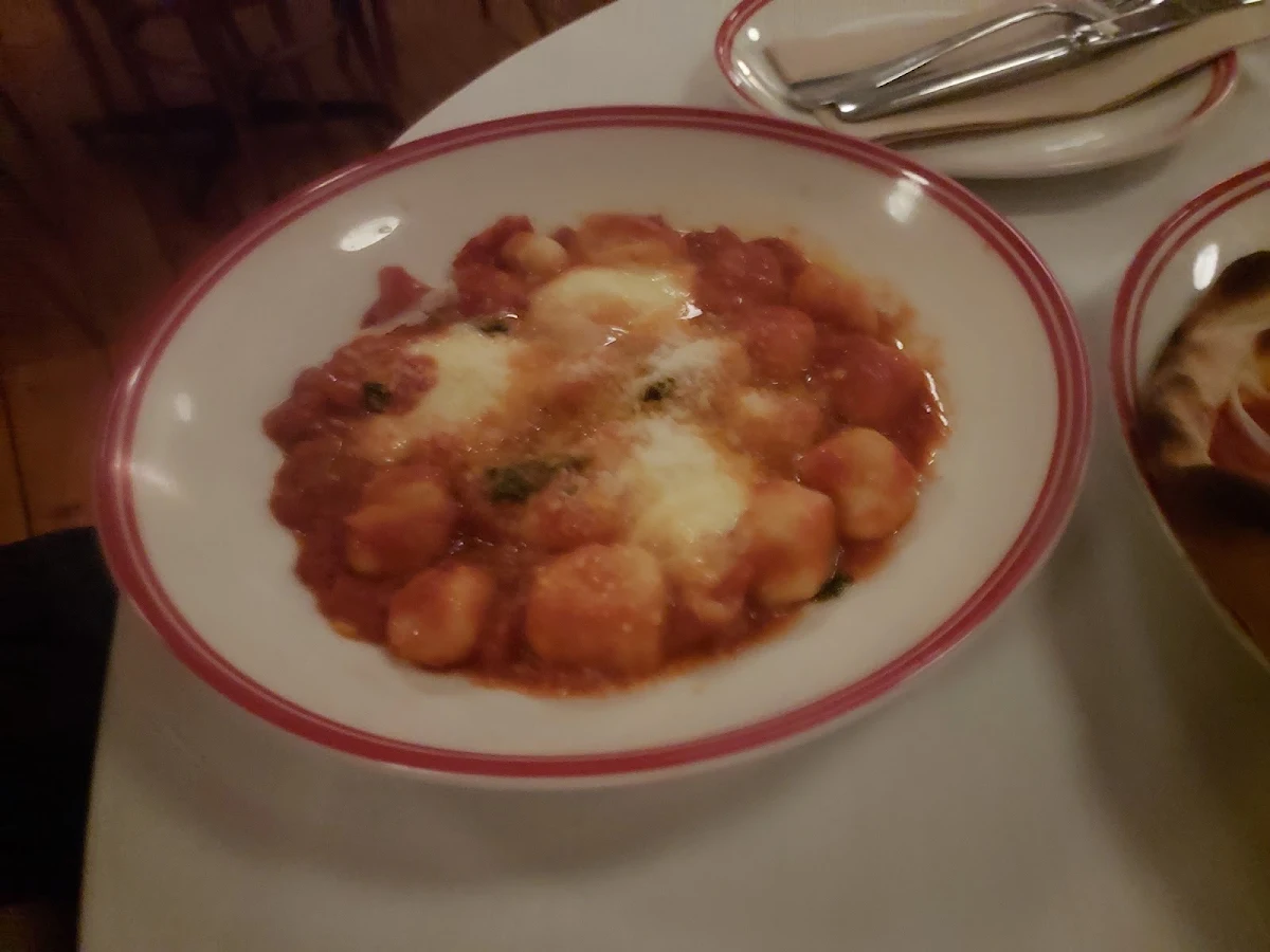 Gnocchi Sorrentina, Kaprica