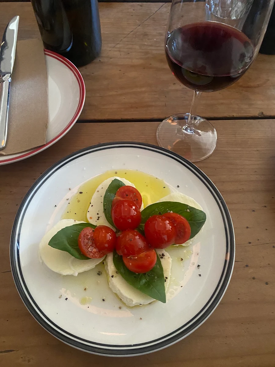 Pomodoro Buffalo Mozzarella Basil, Kaprica