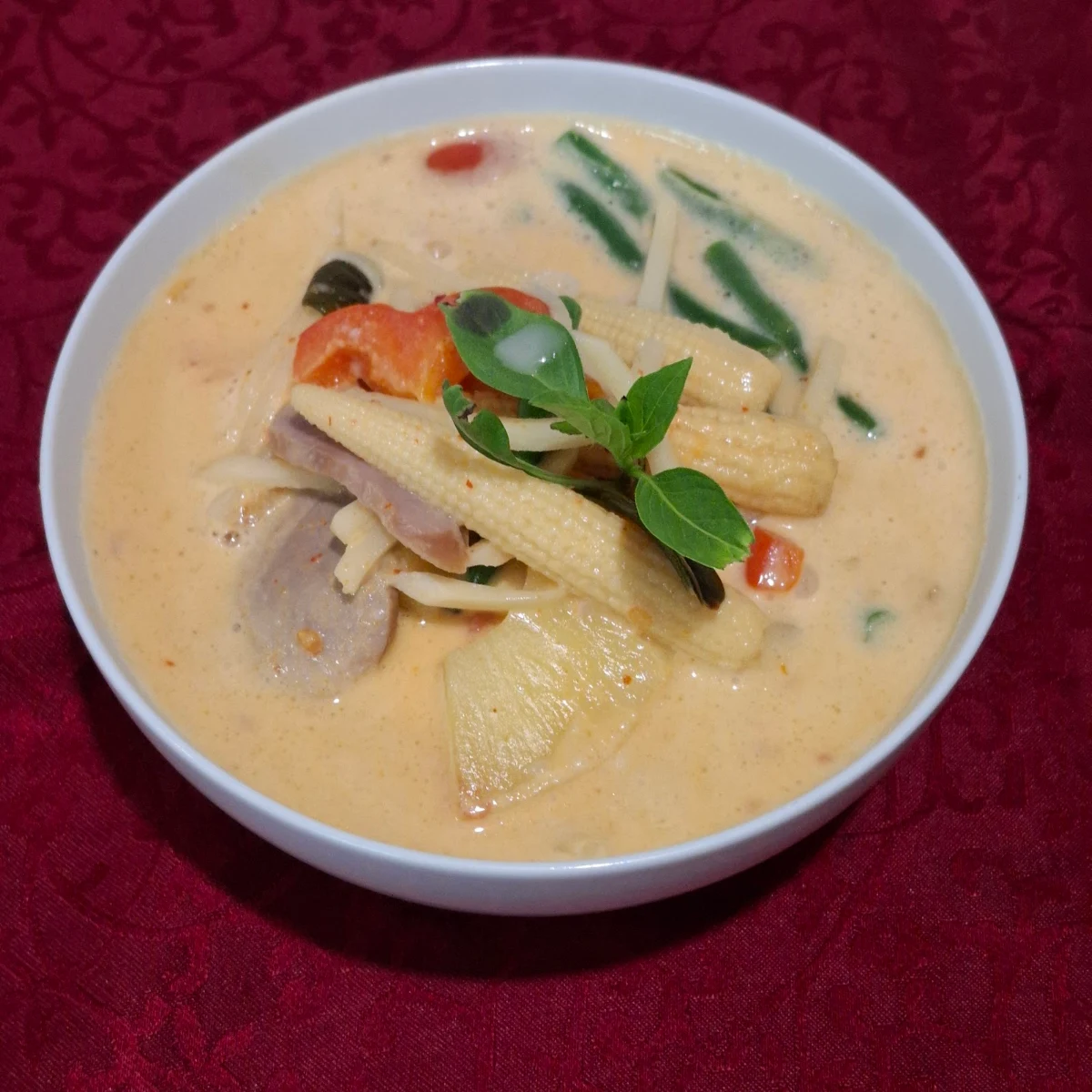 Highlights, Thai King Manor Restaurant