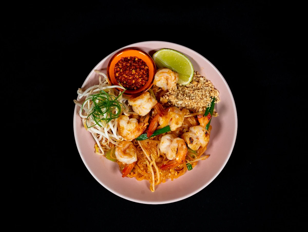 Highlights, Thai King Manor Restaurant
