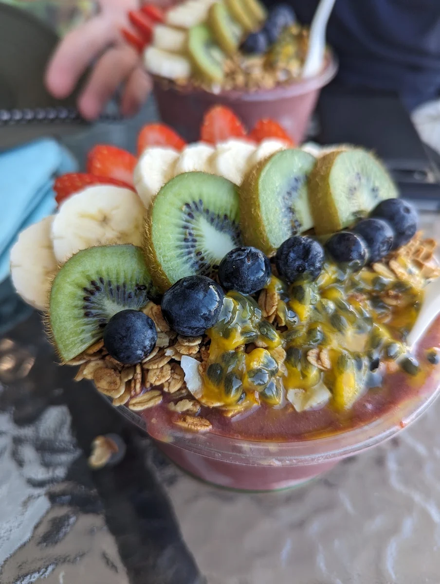 Açai, Fit Life Smoothie & Snack Bar