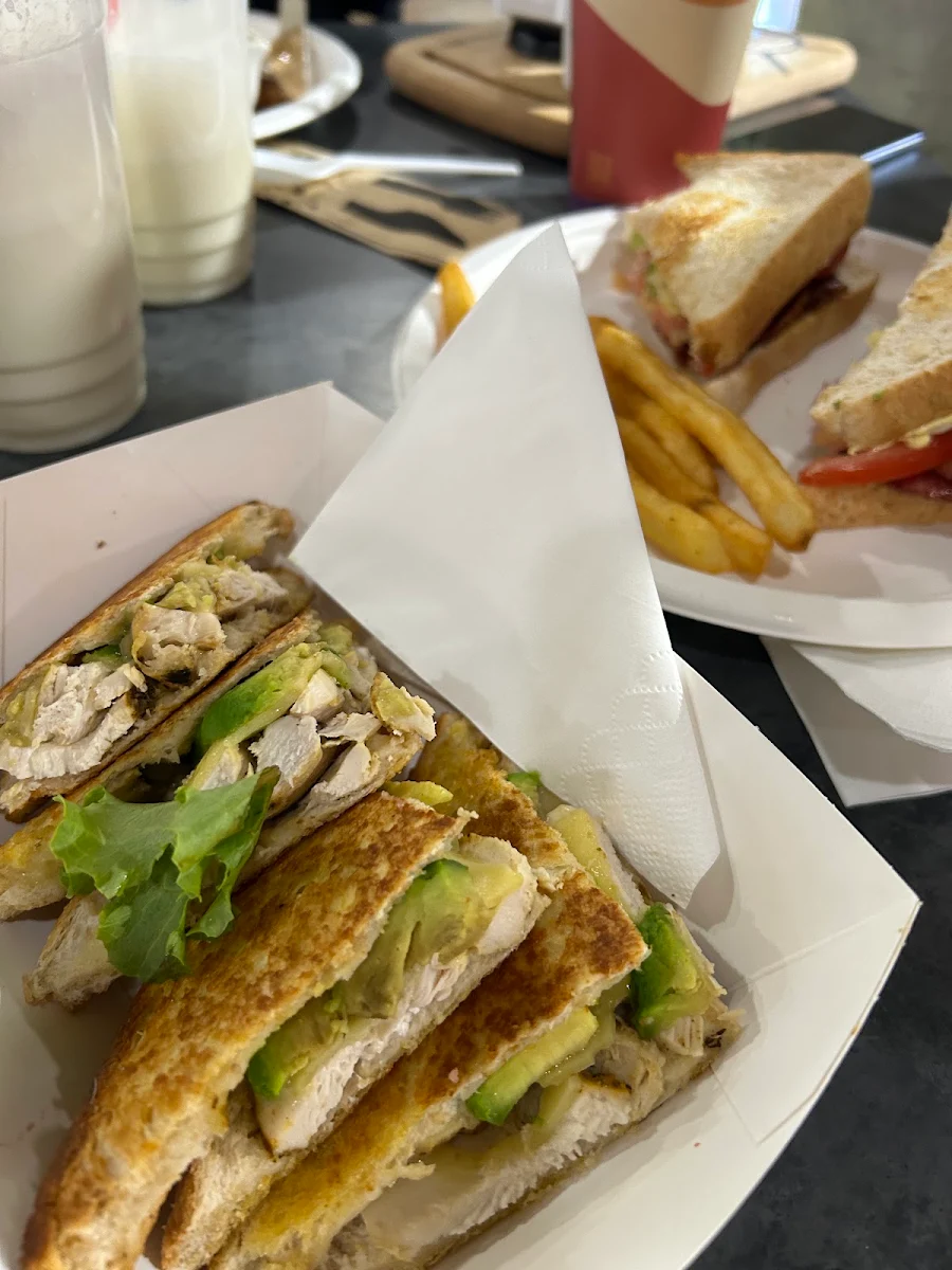 Chicken Avocado, Cobb's Coffee Shop