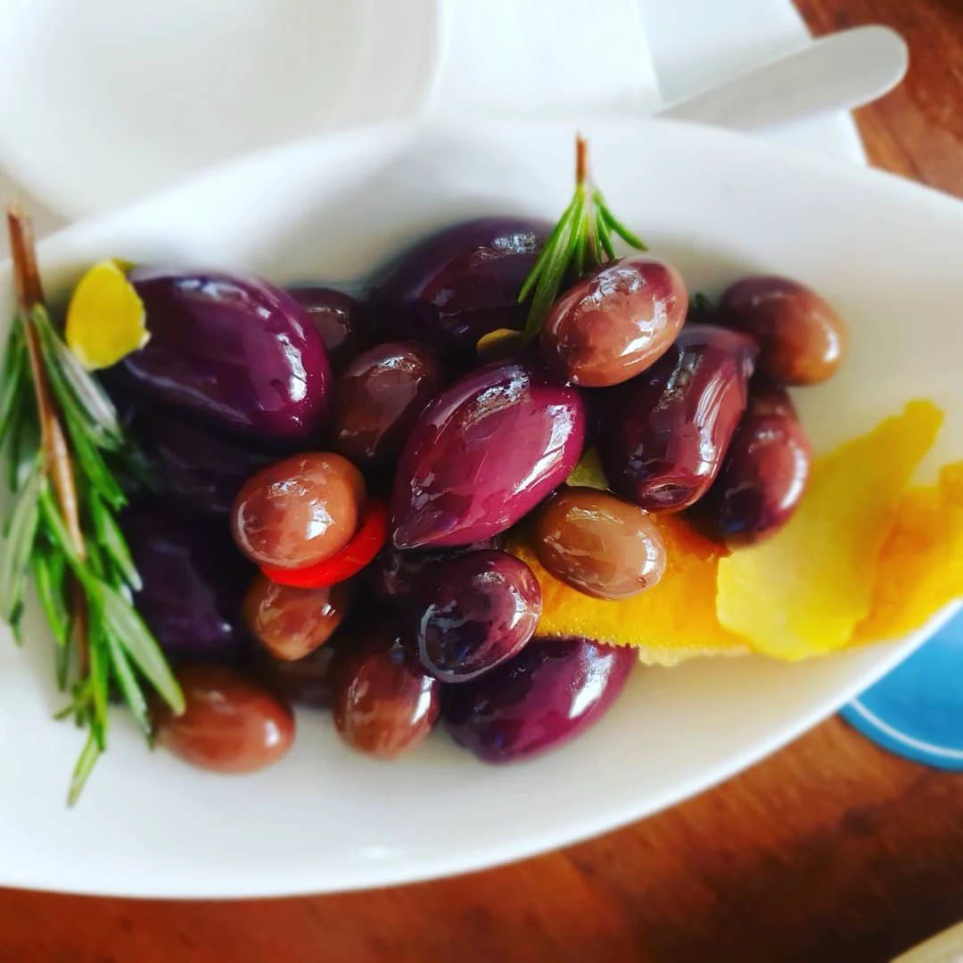 Olives, Vivo Palm Cove