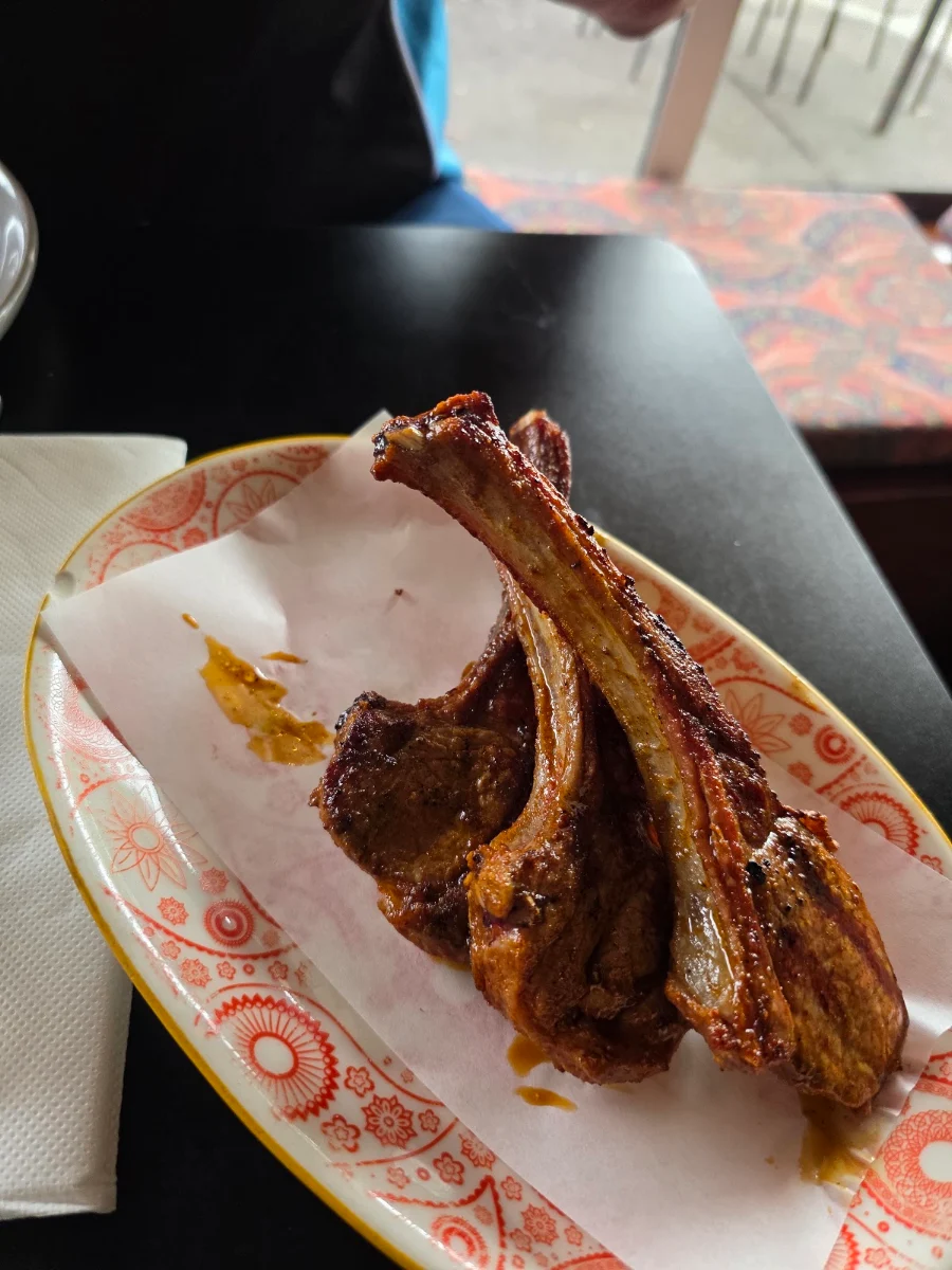 Lamb Cutlets, Komur
