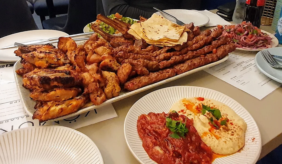 Meat Platter, Komur