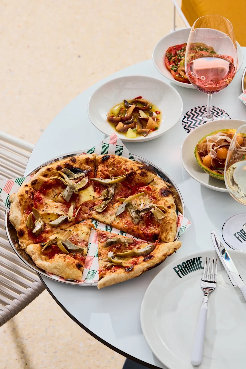Highlights, Frankie Italo Dining + Disco Lounge