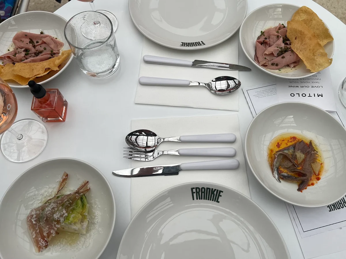 Highlights, Frankie Italo Dining + Disco Lounge
