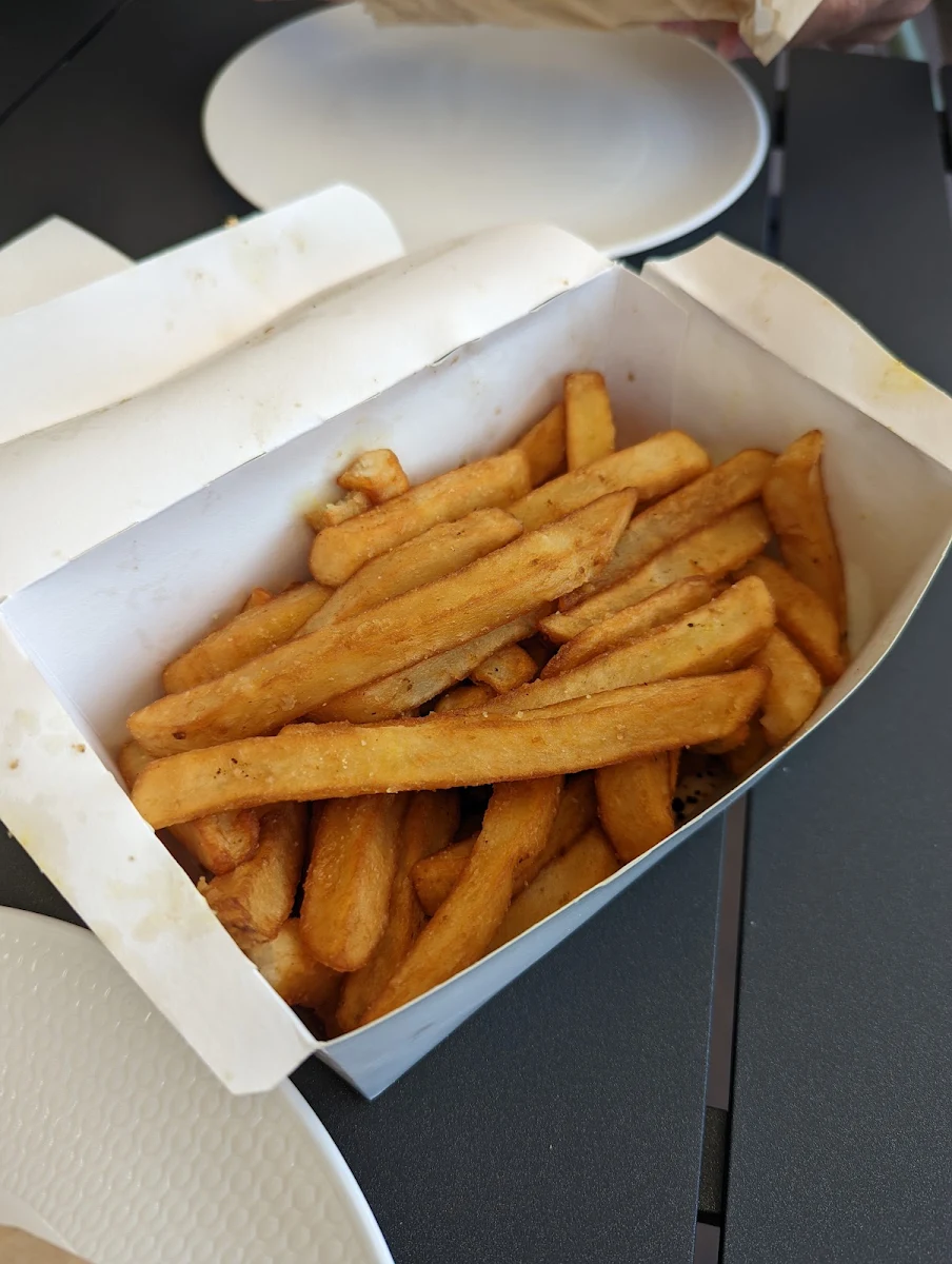 Large Chips, New York Minute