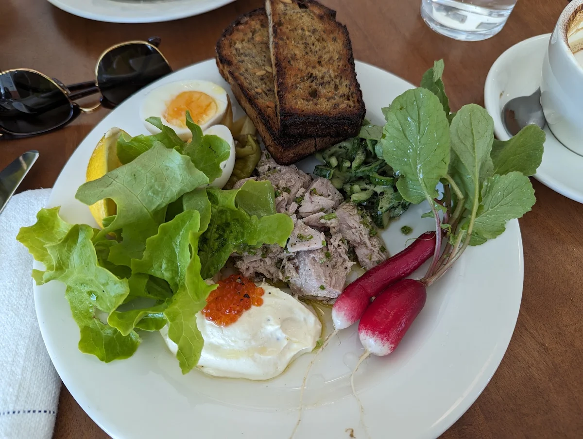 Confit Tuna, Trophy Room