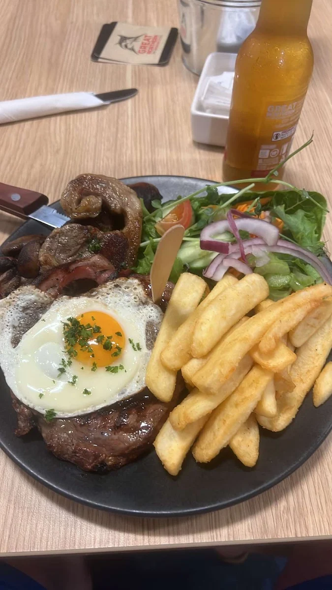 Highlights, Miners Arms Hotel