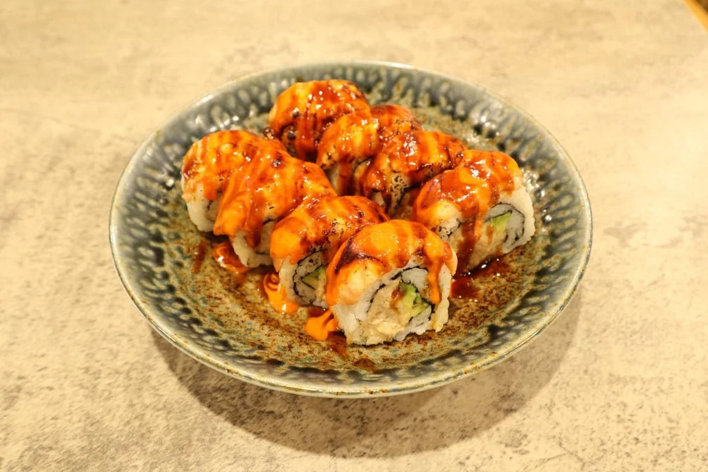 Highlights, Hato Sushi