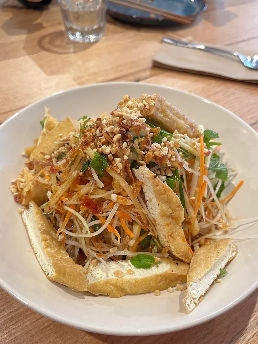 Highlights, BUN CHA HIGHETT
