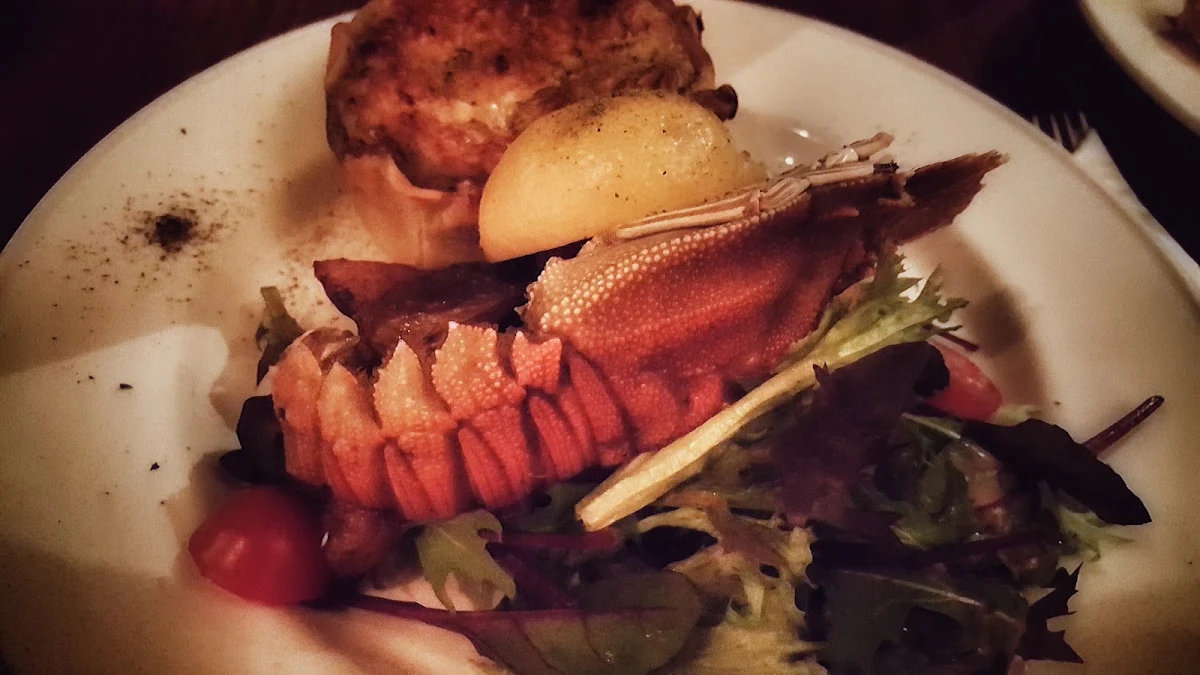 Bug Pie, The Fox Hotel | Pub Collingwood