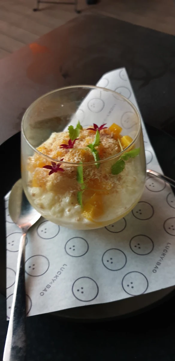 Mango Coconut, Lucky Bao