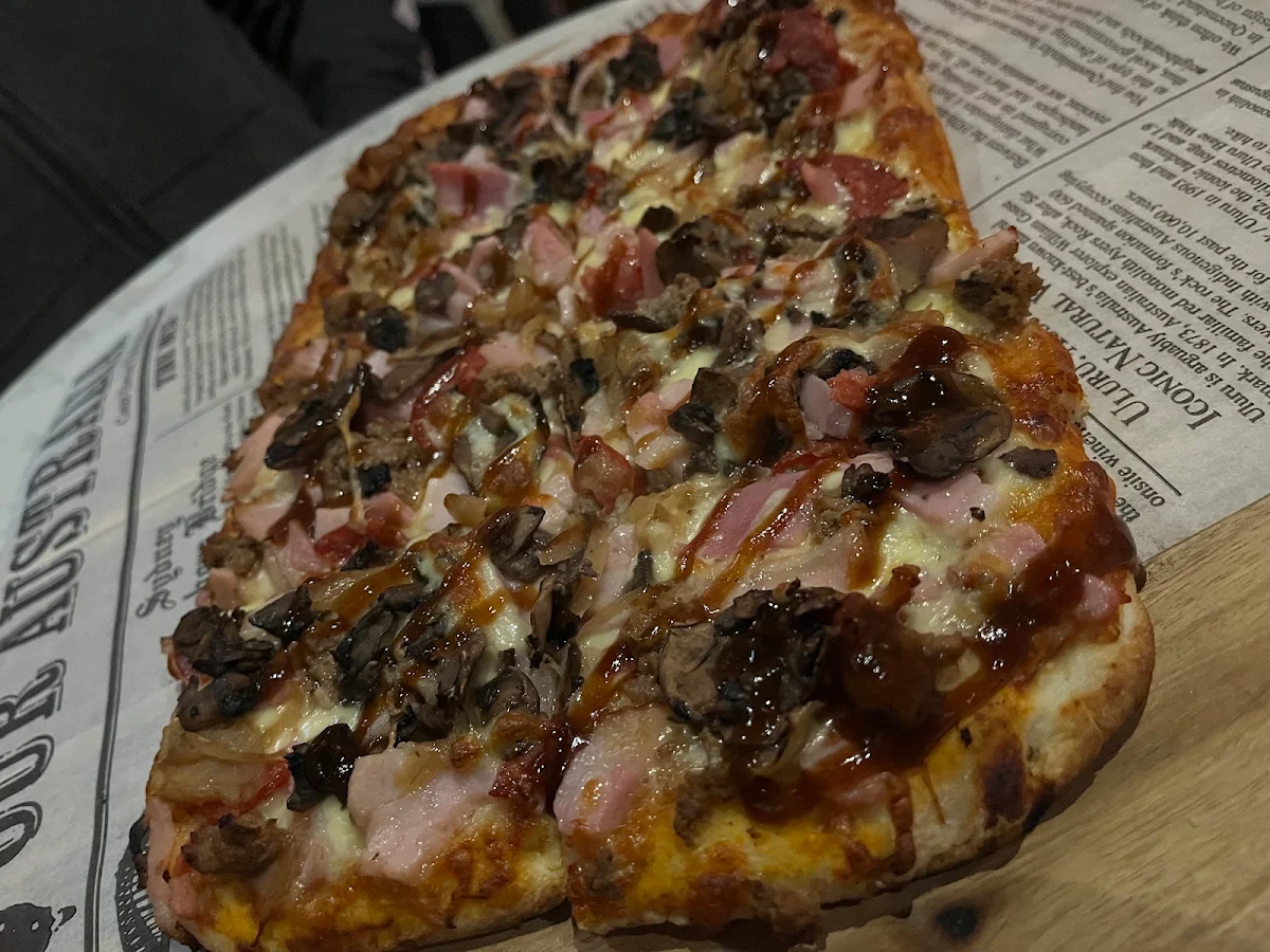 Highlights, Eat Pizza Co.