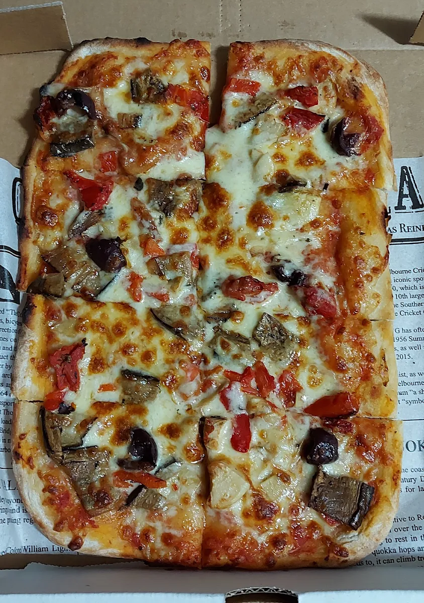 Highlights, Eat Pizza Co.