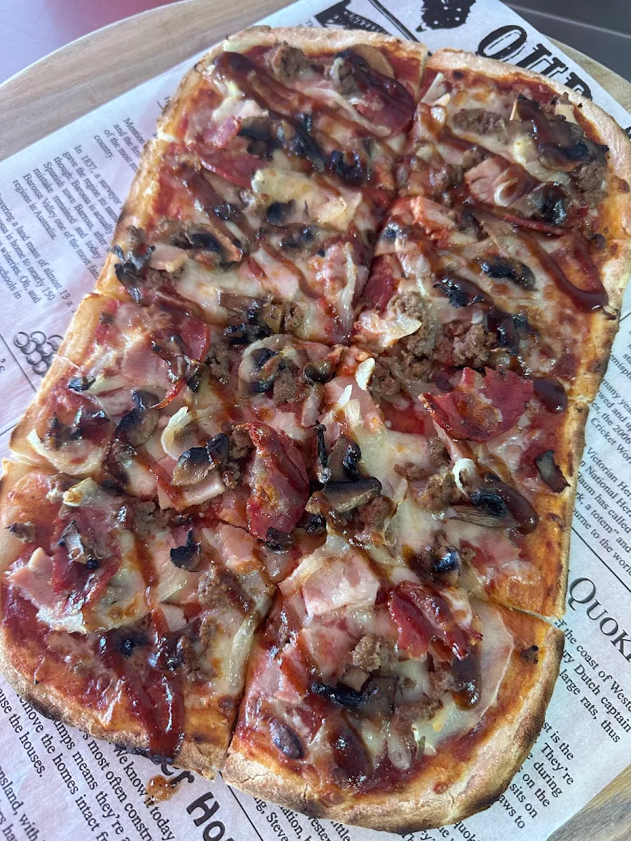 Highlights, Eat Pizza Co.