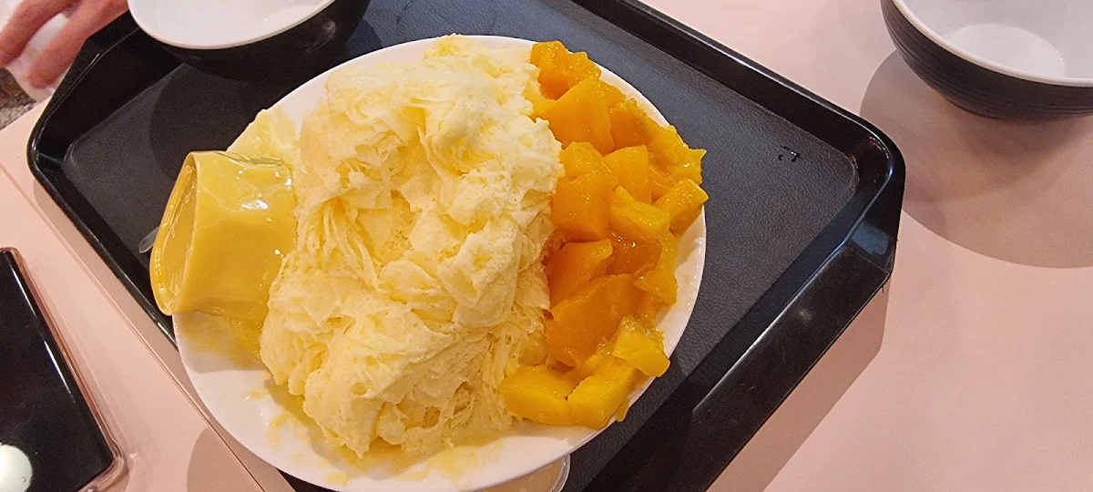 Mango Snowflake Ice, Meet Fresh