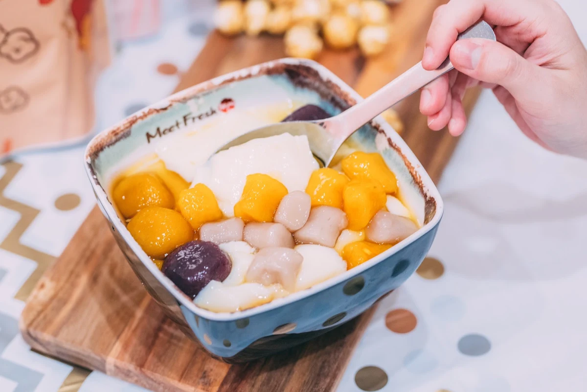 Mini Taro Ball Tofu Pudding, Meet Fresh
