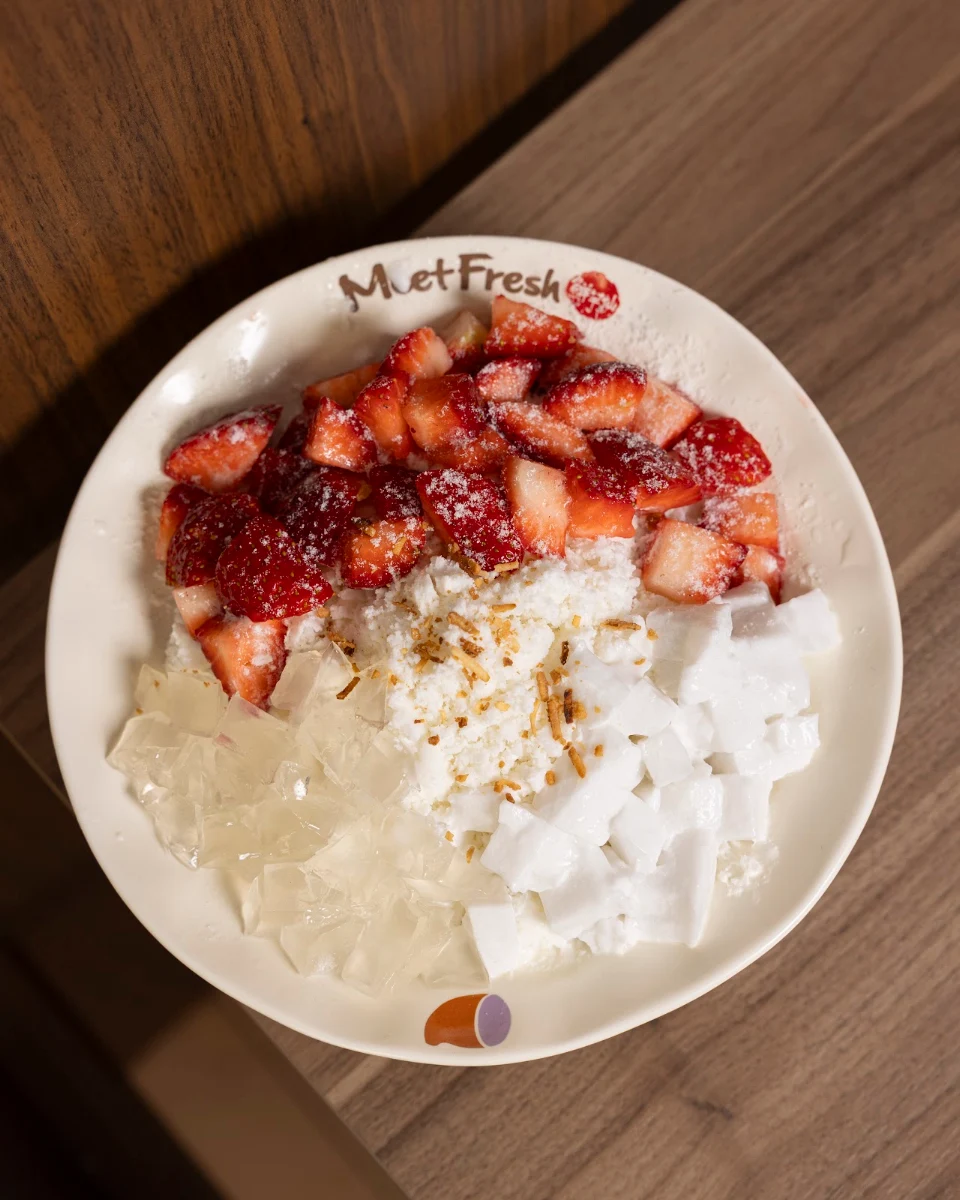 Stawberry Snowflake Ice, Meet Fresh