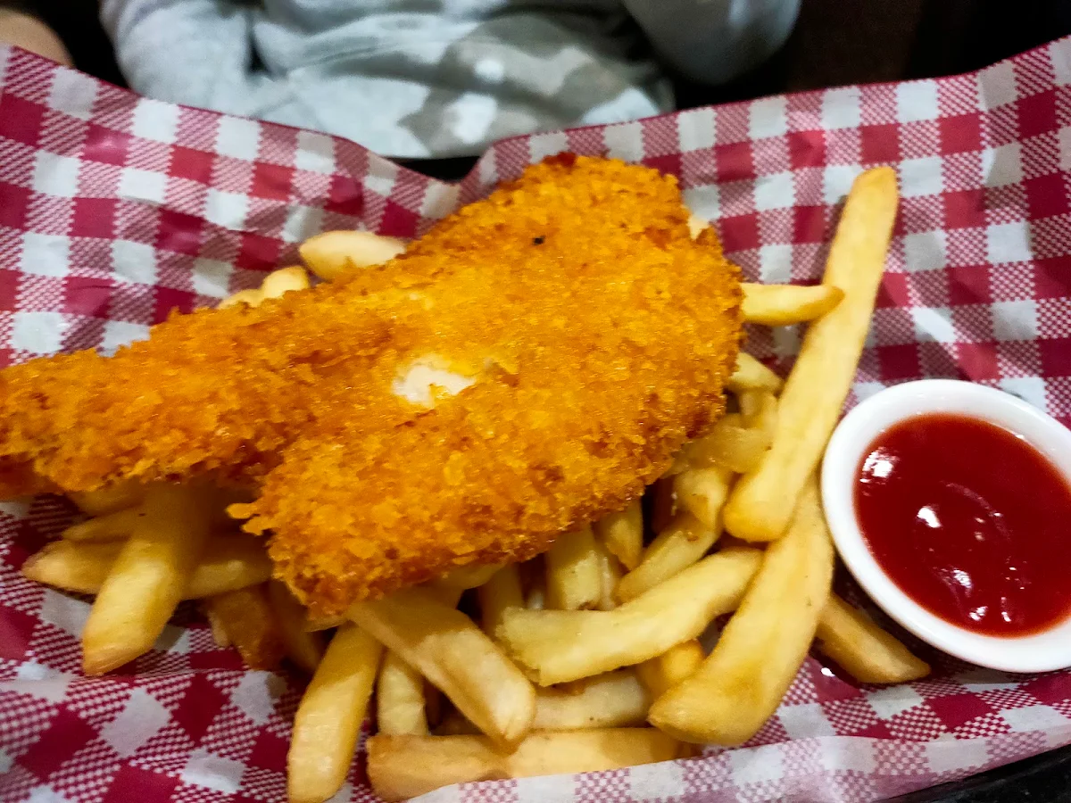 Kids Meal Chicken Schnitzel