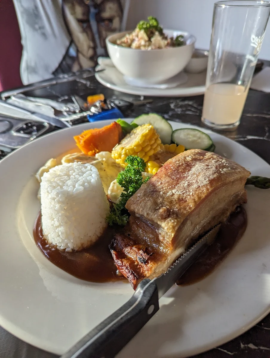 Highlights, Wheatsheaf Hotel