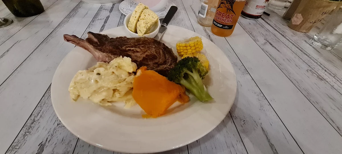 Highlights, Wheatsheaf Hotel