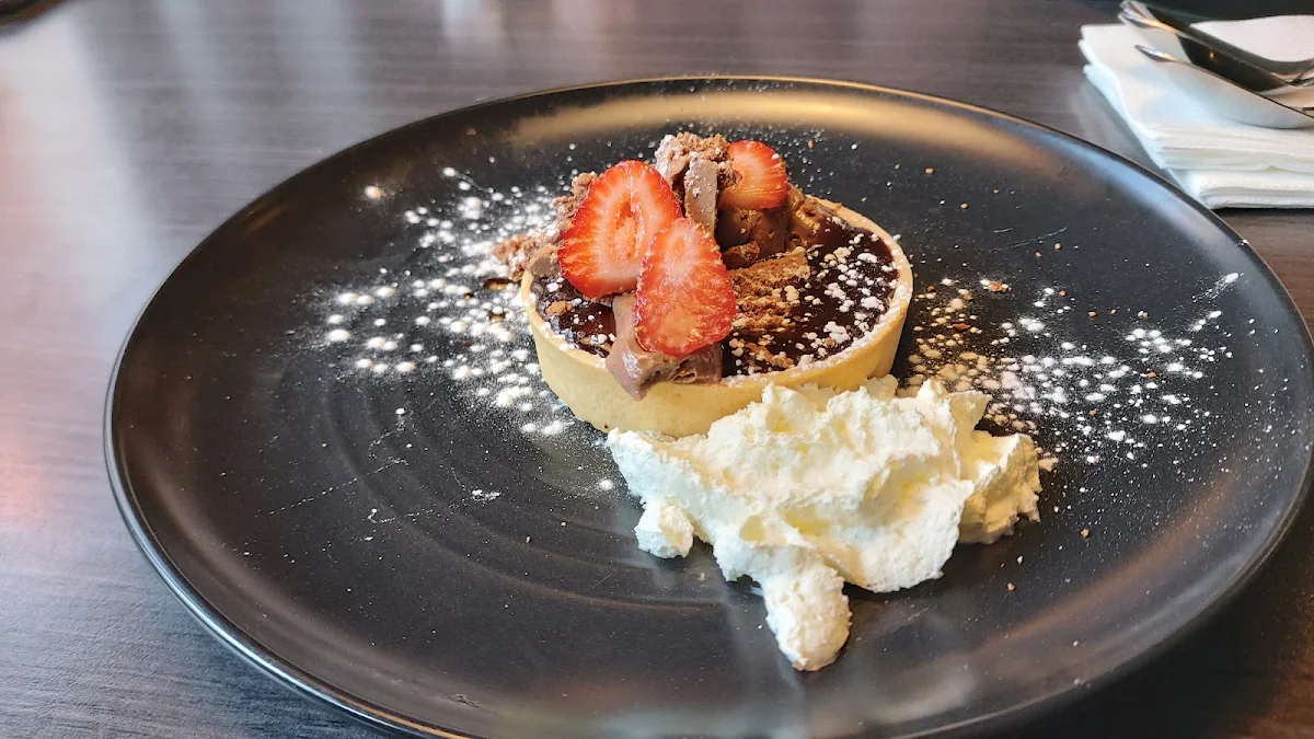 Kit Kat Tart, The Sporting Globe Bar & Grill Geelong