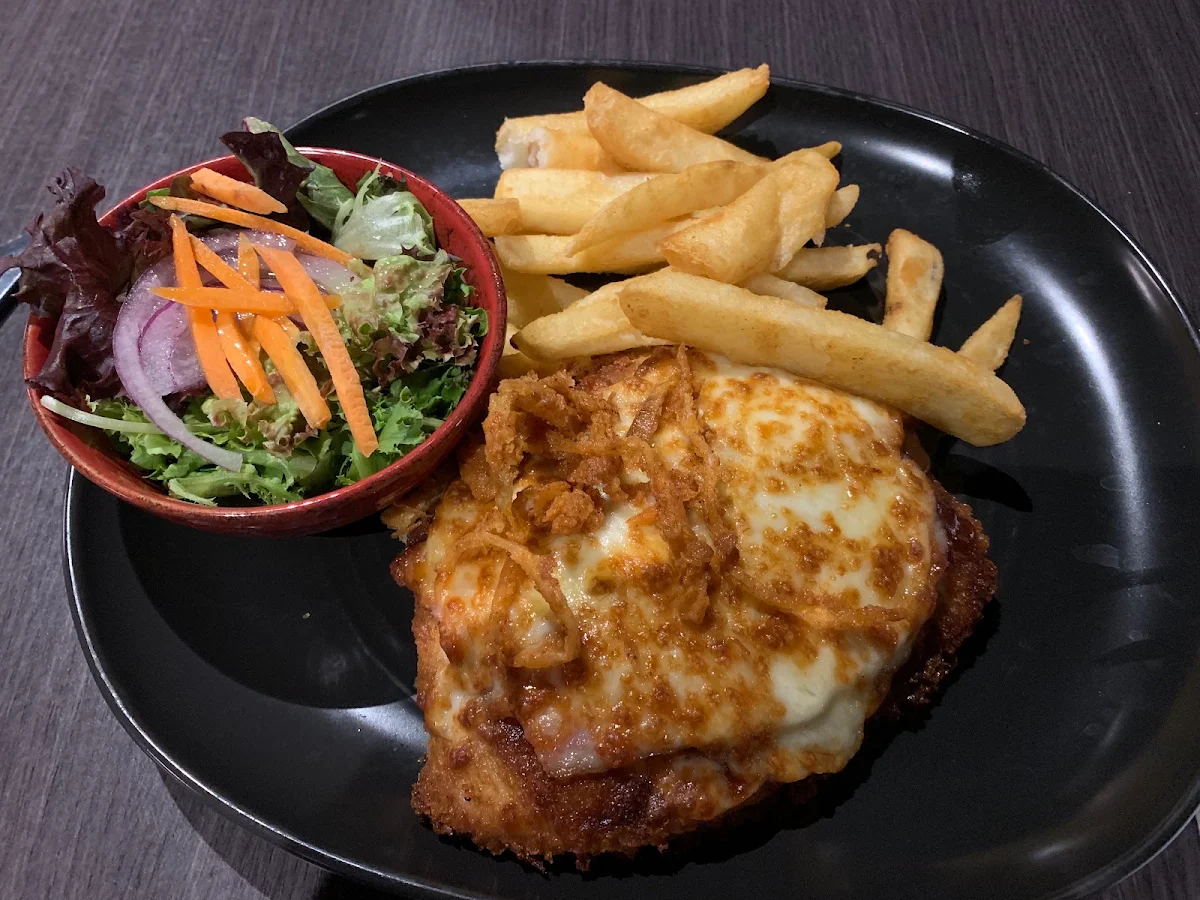 Veggie Parma, The Sporting Globe Bar & Grill Geelong