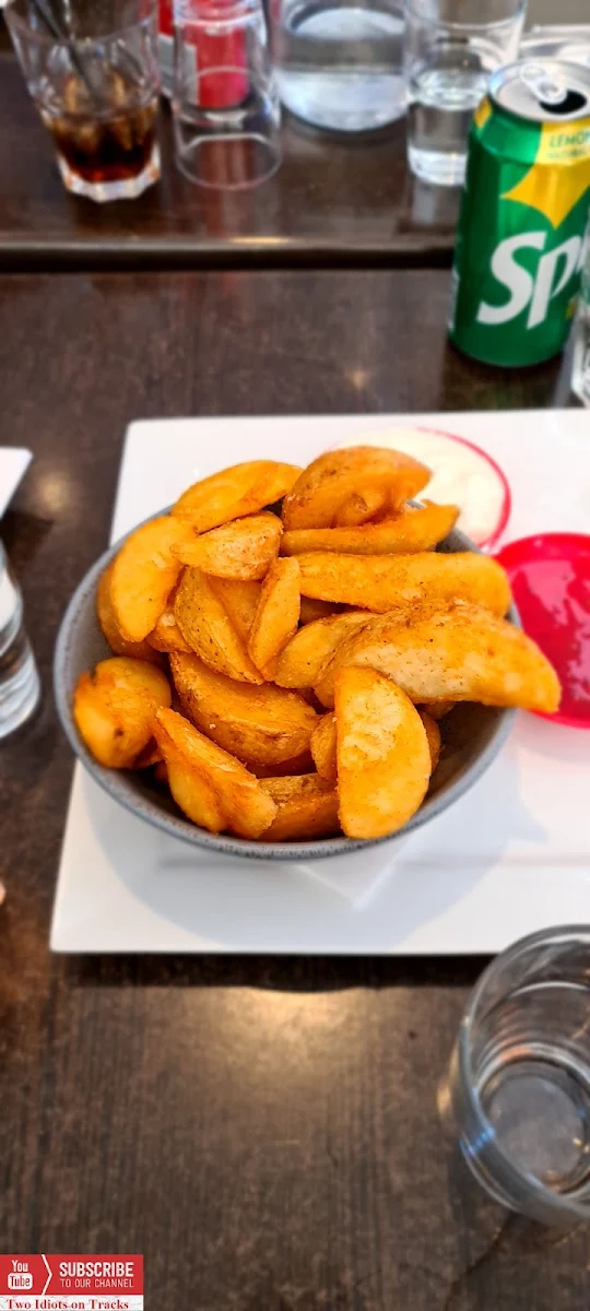 Wedges, Palermo Cafe Ristorante