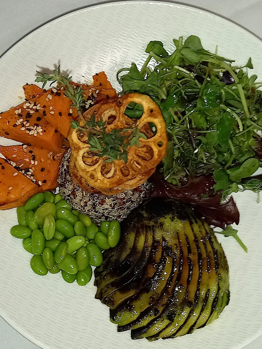 Highlights, Coral Hedge Brasserie